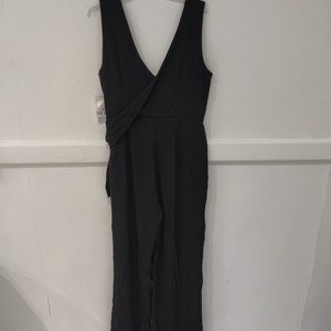 DEFECT Bar III Women Black Tie Sleeveless V Neck Jumpsuit Black Sz L $80 2A050